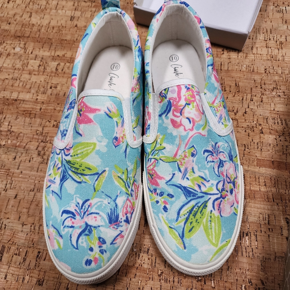 Lilly Pulitzer style tennis shoes
